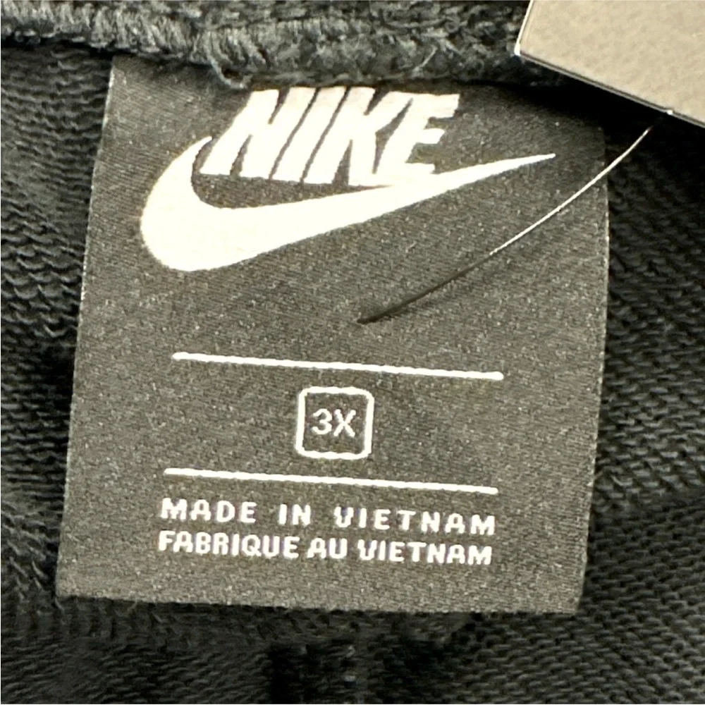 Nike Sportswear Women's Plus Size 3X Essential Futura French Terry Shorts DM7973 - Picture 8 of 11
